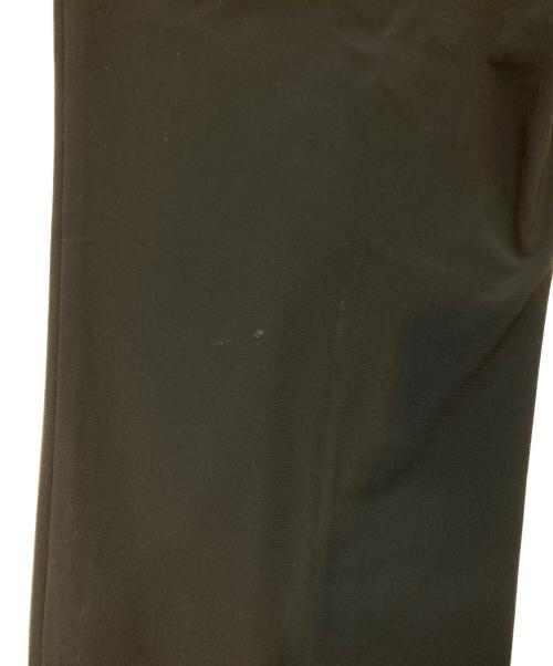 PT01（ピーティーゼロウーノ）PT01 (ピーティーゼロウーノ) 360°スーパーストレッチ スラックスパンツ ブラック サイズ:46の古着・服飾アイテム