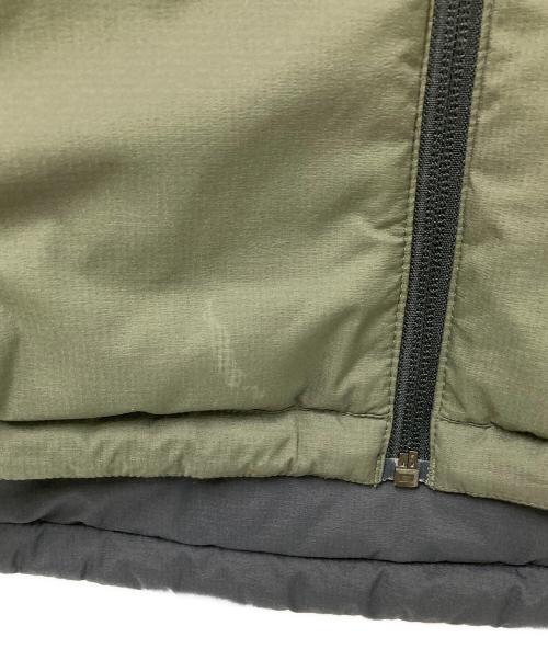 THE NORTH FACE（ザ ノース フェイス）THE NORTH FACE (ザ ノース フェイス) リバーシブルエニータイムインサレーテッドフーディ ブラック×グリーン サイズ:Sの古着・服飾アイテム