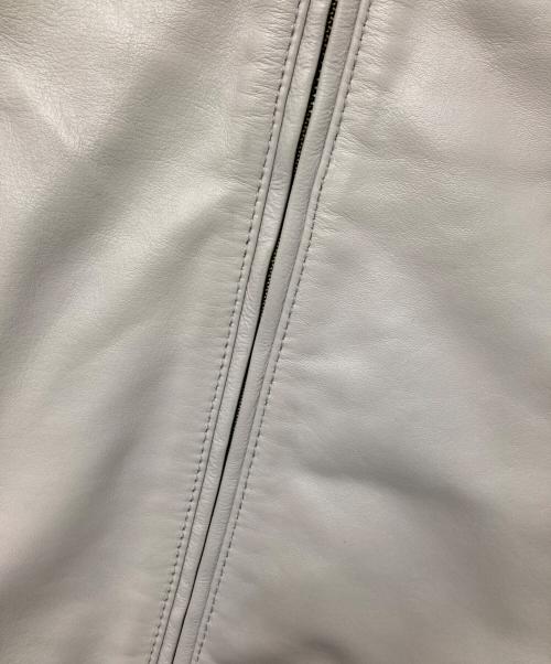 GOSTAR DE FUGA（ゴスタール ジ フーガ）GOSTAR DE FUGA (ゴスタール ジ フーガ) ノーカラーカウハイドライダースジャケット ホワイト サイズ:44の古着・服飾アイテム
