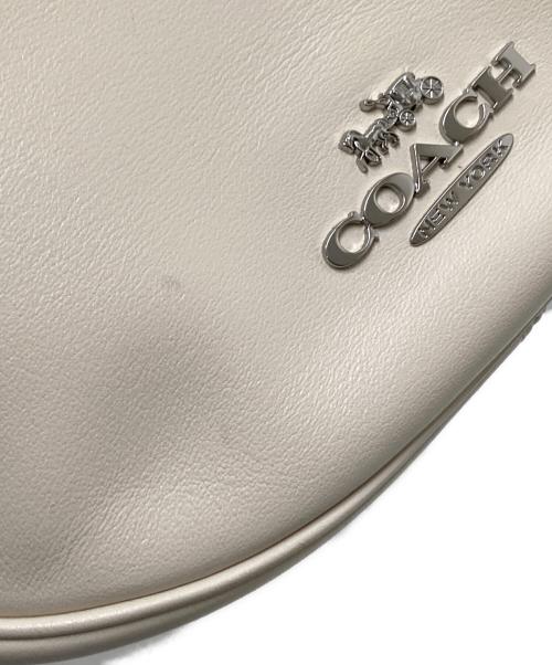 COACH（コーチ）COACH (コーチ) ショルダーバッグ ホワイト サイズ:下記参照の古着・服飾アイテム