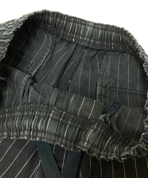 DESCENDANT（ディセンダント）DESCENDANT (ディセンダント) SHORE STRIPE BEACH TROUSERS ブラック サイズ:2の古着・服飾アイテム