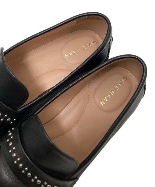 COLE HAAN（コールハーン）COLE HAAN (コールハーン) スタッシ エンブリッシュド ローファー ブラック サイズ:6Bの古着・服飾アイテム