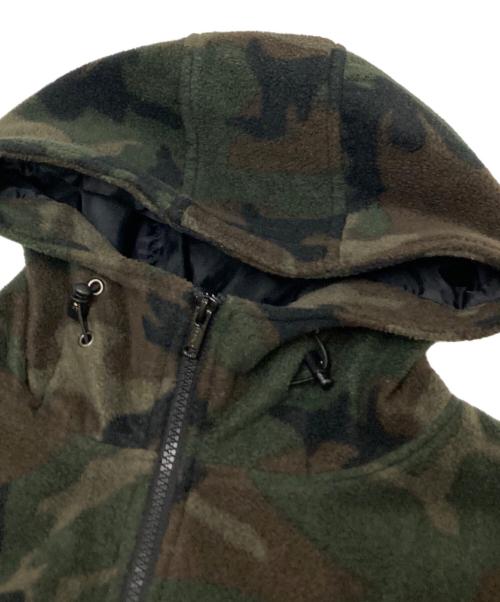 AVIREX（アヴィレックス）AVIREX (アヴィレックス) カモ柄フリースジャケット オリーブ サイズ:Lの古着・服飾アイテム
