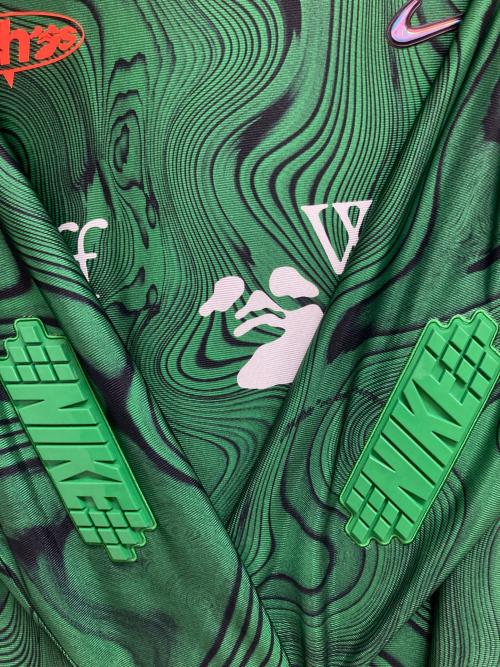 NIKE（ナイキ）NIKE (ナイキ) OFFWHITE (オフホワイト) AS M NRG MC DF AOP JERSEY ブラック×グリーン サイズ:XLの古着・服飾アイテム