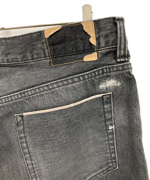 uniform experiment（ユニフォームエクスペリメント）uniform experiment (ユニフォームエクスペリメント) DAMAGED DENIM REGULAR-FIT JEANS ブラック サイズ:4の古着・服飾アイテム