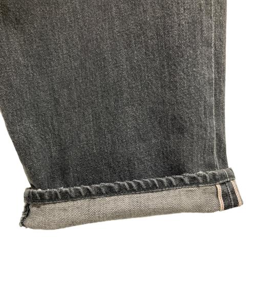 uniform experiment（ユニフォームエクスペリメント）uniform experiment (ユニフォームエクスペリメント) DAMAGED DENIM REGULAR-FIT JEANS ブラック サイズ:4の古着・服飾アイテム