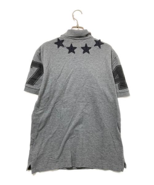GIVENCHY（ジバンシィ）GIVENCHY (ジバンシィ) スターワッペンポロシャツ グレー サイズ:Lの古着・服飾アイテム