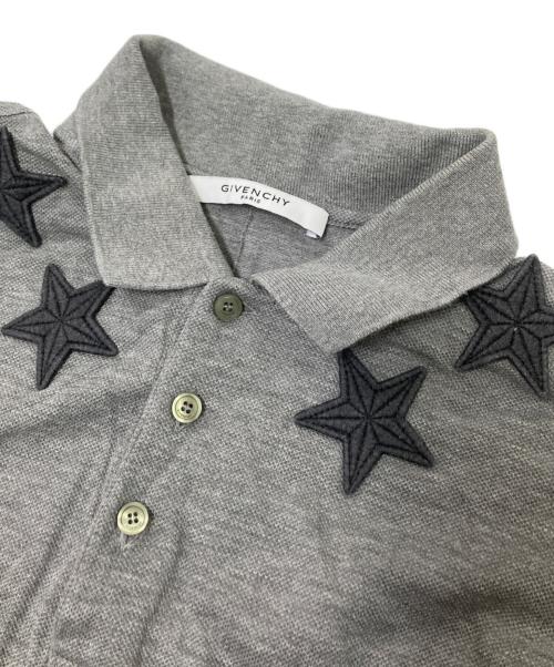 GIVENCHY（ジバンシィ）GIVENCHY (ジバンシィ) スターワッペンポロシャツ グレー サイズ:Lの古着・服飾アイテム