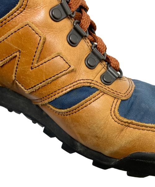 NEW BALANCE（ニューバランス）NEW BALANCE (ニューバランス) ハイカットスニーカー ベージュ×ブラウン サイズ:26.5㎝の古着・服飾アイテム