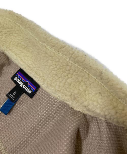 Patagonia（パタゴニア）Patagonia (パタゴニア) CLASSIC RETRO-X VEST ベージュ×ネイビー サイズ:Mの古着・服飾アイテム