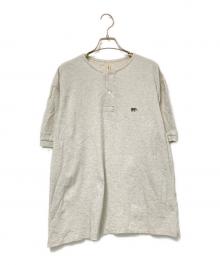 SCYEBASICS（サイベーシックス）の古着「別注鹿の子ヘンリーネックTシャツ」｜ベージュ