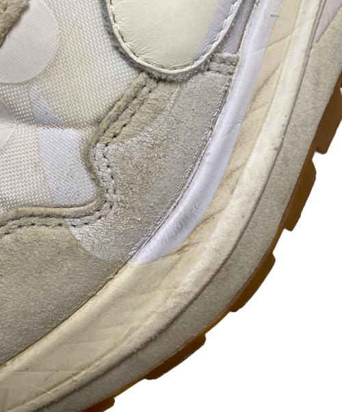 NIKE（ナイキ）NIKE (ナイキ) sacai (サカイ) VAPORWAFFLE ホワイト サイズ:23.5㎝の古着・服飾アイテム