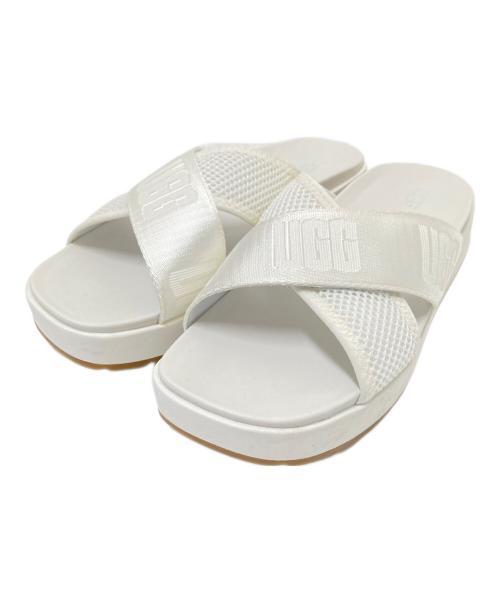 UGG（アグ）UGG (アグ) サンダル ホワイト サイズ:24.0cmの古着・服飾アイテム