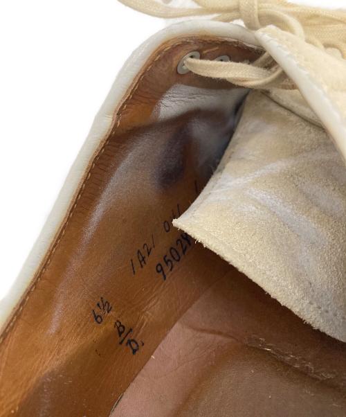 Alden（オールデン）Alden (オールデン) レースアップシューズ ベージュ サイズ:6 1/2の古着・服飾アイテム