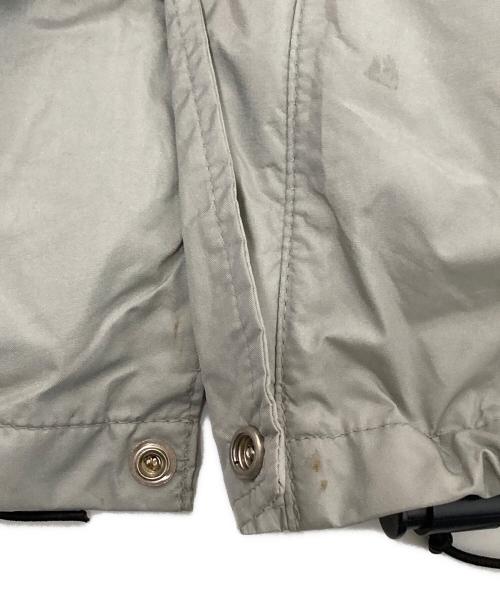 THE NORTH FACE（ザ ノース フェイス）THE NORTH FACE (ザ ノース フェイス) ナイロンジャケット グレー サイズ:Mの古着・服飾アイテム