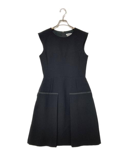 FOXEY NEWYORK（フォクシーニューヨーク）FOXEY NEWYORK (フォクシーニューヨーク) ノースリーブワンピース ブラック サイズ:40の古着・服飾アイテム