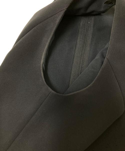 FOXEY NEWYORK（フォクシーニューヨーク）FOXEY NEWYORK (フォクシーニューヨーク) ノースリーブワンピース ブラック サイズ:38の古着・服飾アイテム