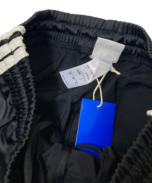 adidas（アディダス）adidas (アディダス) サテン ワイドレッグパンツ ブラック サイズ:M 未使用品の古着・服飾アイテム