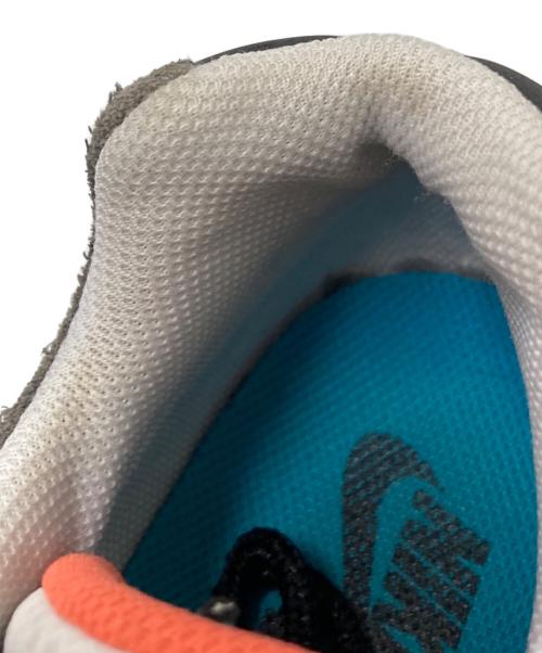 NIKE（ナイキ）NIKE (ナイキ) AIR MAX 95 BLACK/AQUAMARINE-TURF ORANGE-WHITE グレー×ホワイト サイズ:26.5㎝の古着・服飾アイテム