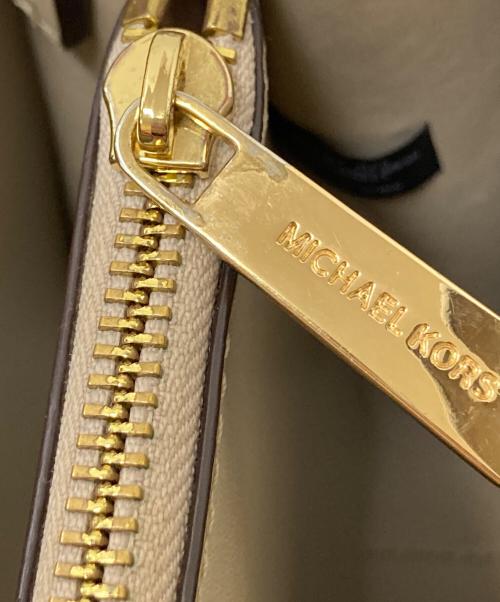 MICHAEL KORS（マイケル・コース）MICHAEL KORS (マイケル・コース) 2WAYショルダーバッグ ベージュ サイズ:下記参照の古着・服飾アイテム