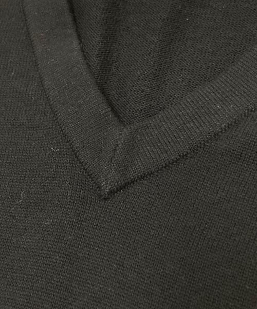 FRED PERRY（フレッドペリー）FRED PERRY (フレッドペリー) ニットベスト ブラック サイズ:Mの古着・服飾アイテム
