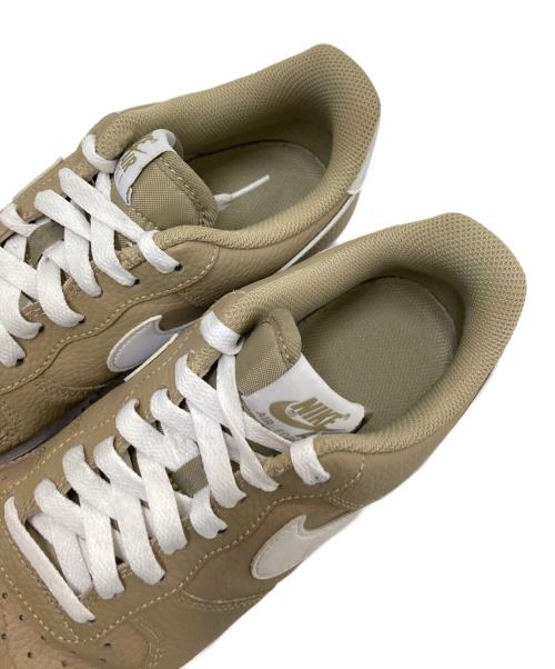 NIKE（ナイキ）NIKE (ナイキ) AIR FORCE 1 '07 AN23 KHAKI/WHITE-WHITE ベージュ サイズ:27.0cmの古着・服飾アイテム