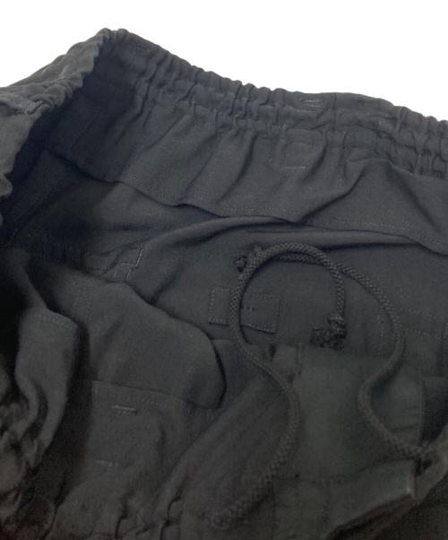 Yohji Yamamoto pour homme（ヨウジヤマモト プールオム）Yohji Yamamoto pour homme (ヨウジヤマモト プールオム) シワギャバジン ラップ パンツ ブラック サイズ:2の古着・服飾アイテム