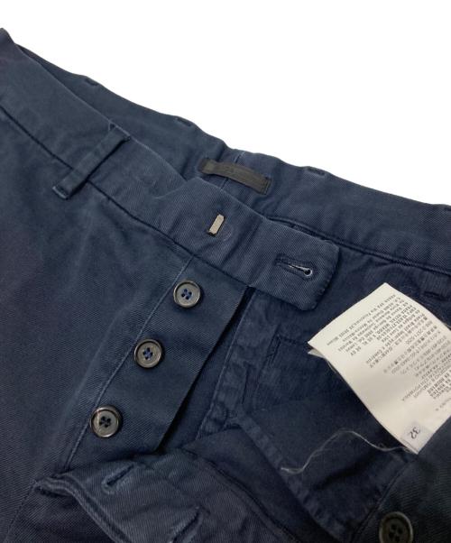 PRADA（プラダ）PRADA (プラダ) テーパードパンツ ネイビー サイズ:32の古着・服飾アイテム