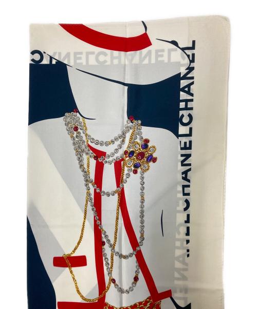 CHANEL（シャネル）CHANEL (シャネル) マドモアゼル・グリポアシルクスカーフ ホワイト×ネイビーの古着・服飾アイテム