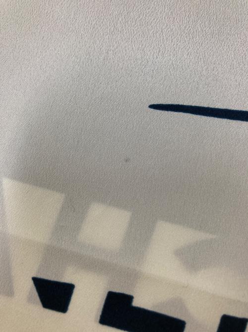 CHANEL（シャネル）CHANEL (シャネル) マドモアゼル・グリポアシルクスカーフ ホワイト×ネイビーの古着・服飾アイテム