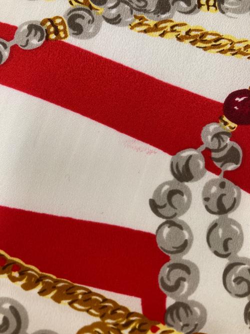 CHANEL（シャネル）CHANEL (シャネル) マドモアゼル・グリポアシルクスカーフ ホワイト×ネイビーの古着・服飾アイテム