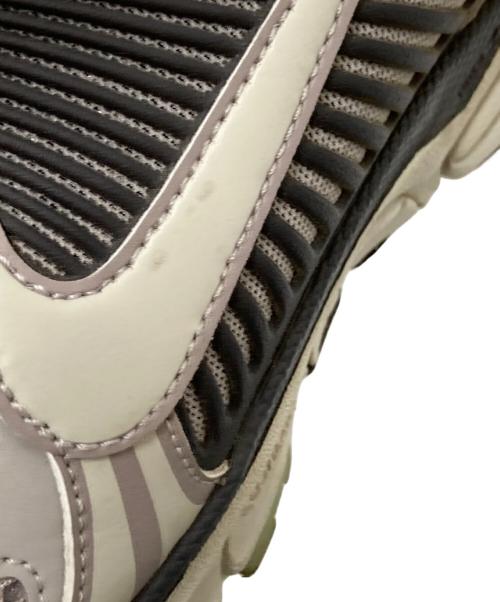 NIKE（ナイキ）NIKE (ナイキ) W ZOOM VOMERO 5 グレー サイズ:27.0cmの古着・服飾アイテム