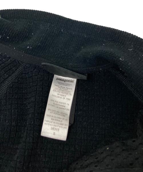 Patagonia（パタゴニア）Patagonia (パタゴニア) R1レギュレータージャット ブラック サイズ:Sの古着・服飾アイテム