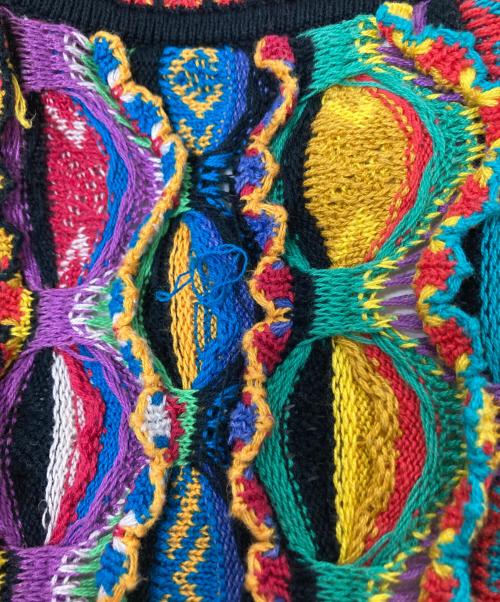 Coogi（クージー）Coogi (クージー) 90s 3Dニットカーディガン マルチカラー サイズ:Sの古着・服飾アイテム