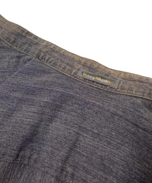 ISSEY MIYAKE（イッセイミヤケ）ISSEY MIYAKE (イッセイミヤケ) ノーカラーシャツ ネイビー サイズ:Lの古着・服飾アイテム
