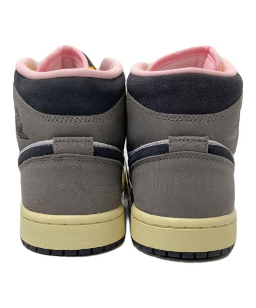 NIKE（ナイキ）NIKE (ナイキ) AIR JORDAN 1 MID SE グレー×ホワイト サイズ:26.0cmの古着・服飾アイテム