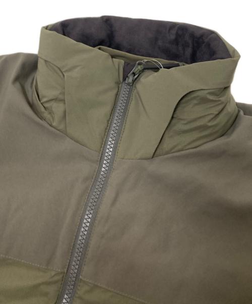 tilak（ティラック）tilak (ティラック) ベルソミグ インシュレーションジャケット/Verso MIG Jacket グリーン サイズ:S 未使用品の古着・服飾アイテム