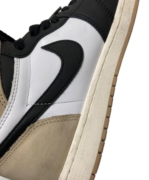 NIKE（ナイキ）NIKE (ナイキ) ハイカットスニーカー ベージュ×ホワイト サイズ:28.0cmの古着・服飾アイテム