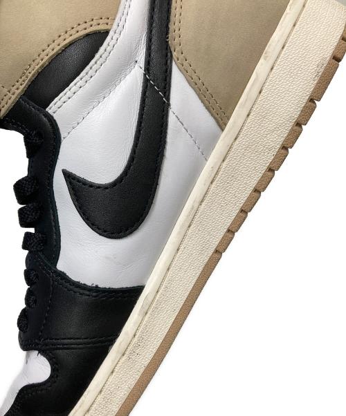 NIKE（ナイキ）NIKE (ナイキ) ハイカットスニーカー ベージュ×ホワイト サイズ:28.0cmの古着・服飾アイテム