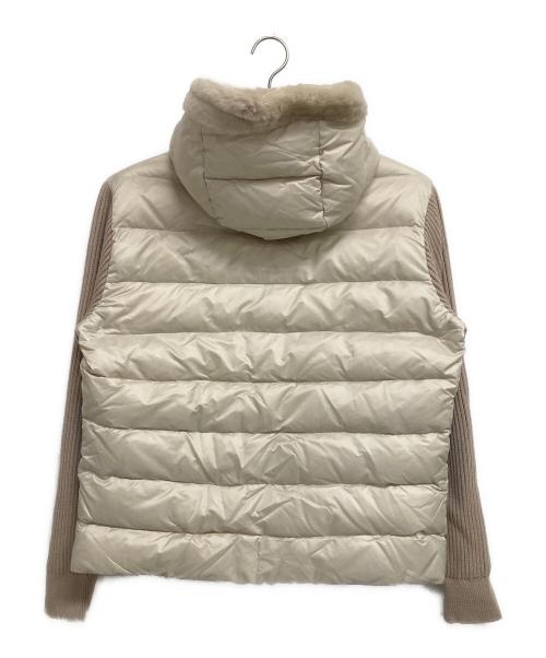 EMMETI（エンメティ）EMMETI (エンメティ) GART ニットスリーブ ムートン ダウンジャケット ベージュ サイズ:52の古着・服飾アイテム