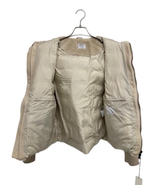 EMMETI（エンメティ）EMMETI (エンメティ) GART ニットスリーブ ムートン ダウンジャケット ベージュ サイズ:52の古着・服飾アイテム