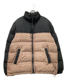 COACH（コーチ）の古着「シグネチャーダウンジャケット」｜ブラック×ベージュ