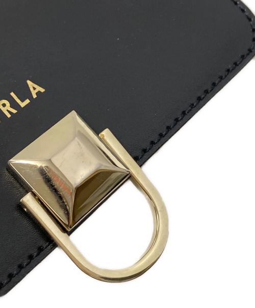 FURLA（フルラ）FURLA (フルラ) ショルダーバッグ ブラック×ホワイト サイズ:下記参照の古着・服飾アイテム