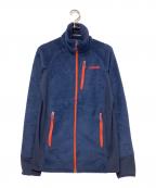 Patagoniaパタゴニア）の古着「M’s R2 Jacket」｜ネイビー