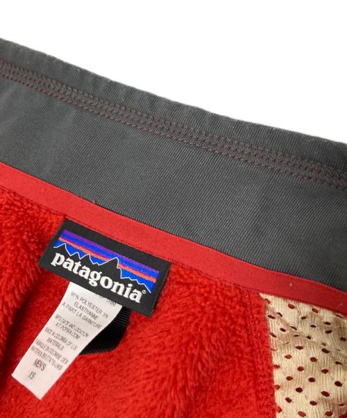Patagonia（パタゴニア）Patagonia (パタゴニア) M’s R2 Jacket レッド サイズ:XSの古着・服飾アイテム