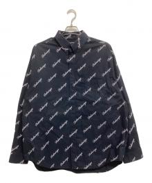 BALENCIAGA（バレンシアガ）の古着「ロゴ総柄シャツ」｜ブラック×ホワイト