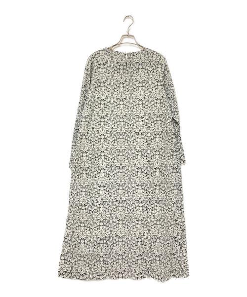 TSUHARU by samansa Mos2（ツハル バイ サマンサモスモス）TSUHARU by samansa Mos2 (ツハル バイ サマンサモスモス) リバティブラウスワンピース ブラック×ホワイト サイズ:Fの古着・服飾アイテム