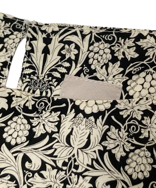 TSUHARU by samansa Mos2（ツハル バイ サマンサモスモス）TSUHARU by samansa Mos2 (ツハル バイ サマンサモスモス) リバティブラウスワンピース ブラック×ホワイト サイズ:Fの古着・服飾アイテム