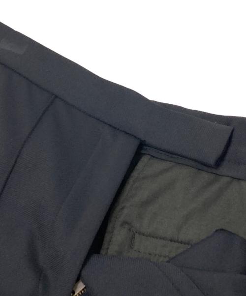 TOMORROW LAND（トゥモローランド）TOMORROW LAND (トゥモローランド) ベアーカルゼ ミディシガレットパンツ ブラック サイズ:36の古着・服飾アイテム