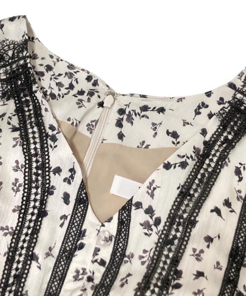 HER LIP TO（ハーリップトゥ）HER LIP TO (ハーリップトゥ) Bouquet Long Dress ホワイト サイズ:Sの古着・服飾アイテム